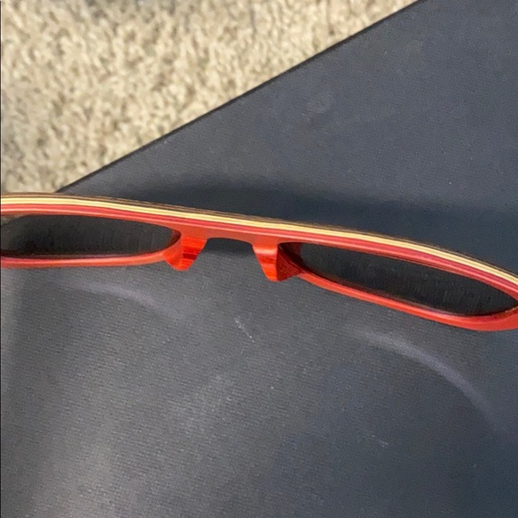 Sunglasses - Picture 4 of 10